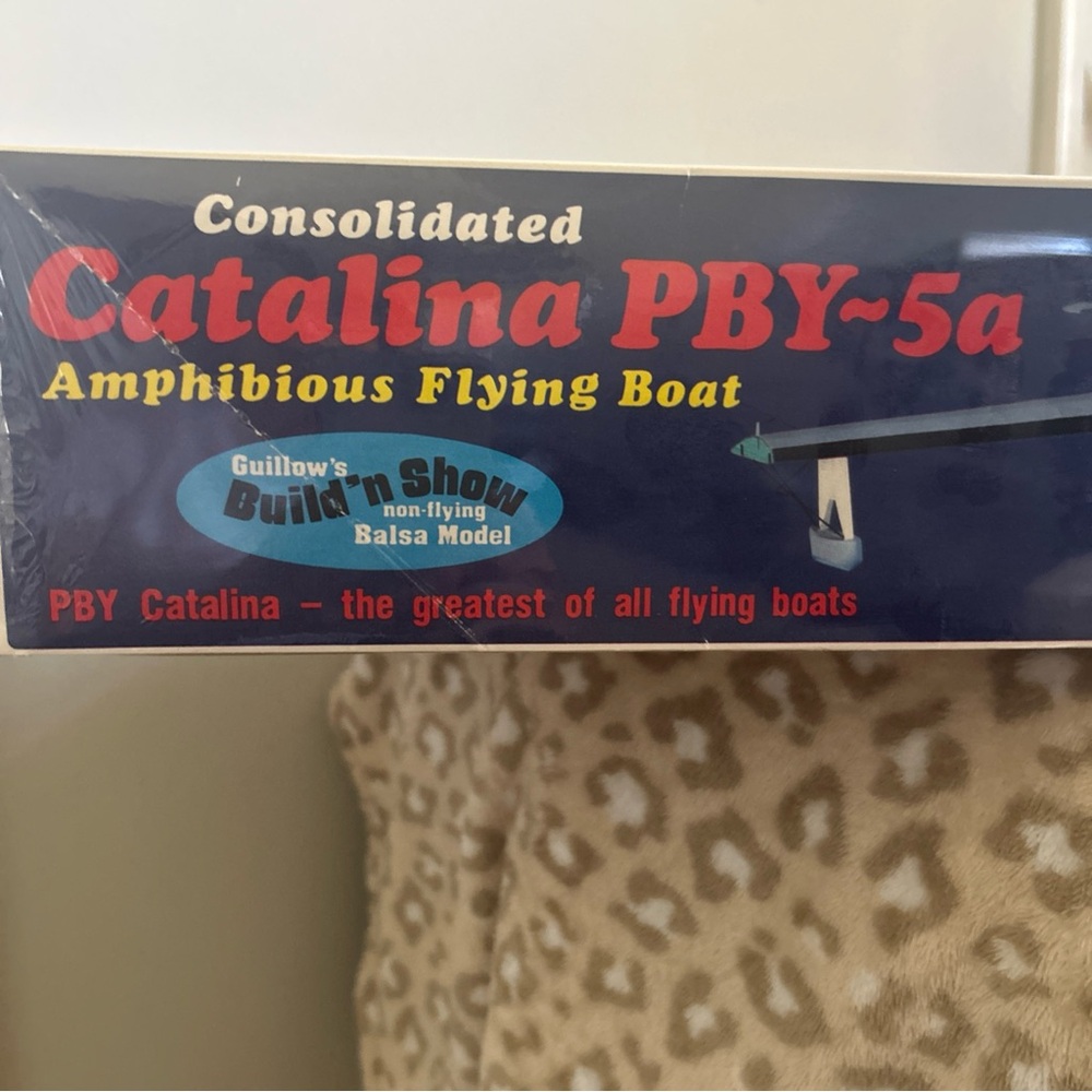 Catalina PBY-5a Amphibious Flying Boat Model Kit - New- Sealed - Picture 5 of 10